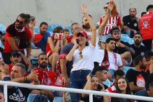 ΦΩΤΟΣ/Στα... κόκκινα η Βόρεια