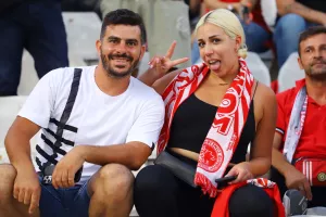 ΦΩΤΟΣ/Στα... κόκκινα η Βόρεια