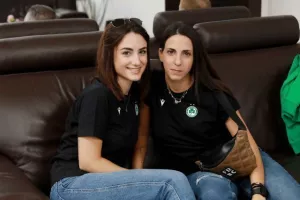 Πλούσιο φωτορεπορτάζ από το αεροδρόμιο - Αναχωρεί η Ομόνοια 