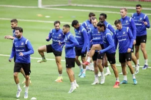 (ΒΙΝΤΕΟ/ΦΩΤΟΣ) Η... τελευταία του ΑΠΟΕΛ