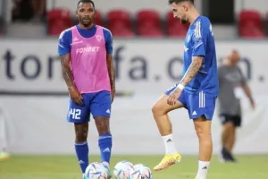 Νέα Σαλαμίνα - Ανόρθωση: Φιλικό... διπλό! (φώτος)