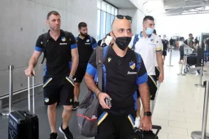 "Πέταξε"... για Σουηδία το ΑΠΟΕΛ (Φώτος)