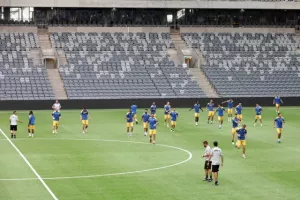 Η προπόνηση του ΑΠΟΕΛ στην Tele2 Arena (φώτος)