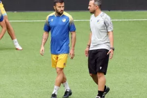 Η προπόνηση του ΑΠΟΕΛ στην Tele2 Arena (φώτος)