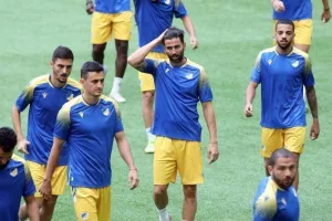 Η προπόνηση του ΑΠΟΕΛ στην Tele2 Arena (φώτος)