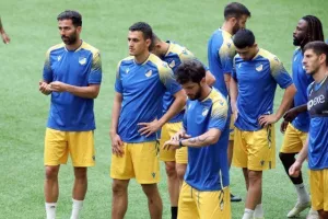 Η προπόνηση του ΑΠΟΕΛ στην Tele2 Arena (φώτος)