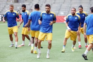Η προπόνηση του ΑΠΟΕΛ στην Tele2 Arena (φώτος)