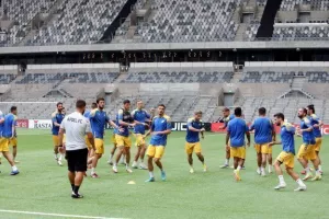 Η προπόνηση του ΑΠΟΕΛ στην Tele2 Arena (φώτος)