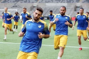 Η προπόνηση του ΑΠΟΕΛ στην Tele2 Arena (φώτος)