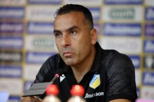 "Πρέπει να το πιστεύουμε από το πρώτο μέχρι το τελευταίο λεπτό" (Φώτος)