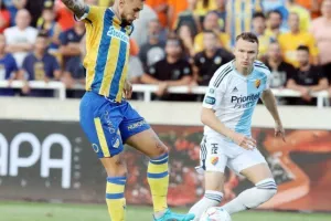 AΠΟΕΛ - Djurgårdens: Πήγε για ΘΡΥΛΙΚΗ ανατροπή, έμεινε... στα μισά (φώτος)