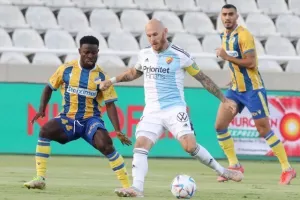 AΠΟΕΛ - Djurgårdens: Πήγε για ΘΡΥΛΙΚΗ ανατροπή, έμεινε... στα μισά (φώτος)