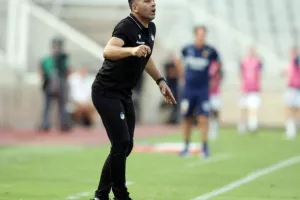 AΠΟΕΛ - Djurgårdens: Πήγε για ΘΡΥΛΙΚΗ ανατροπή, έμεινε... στα μισά (φώτος)