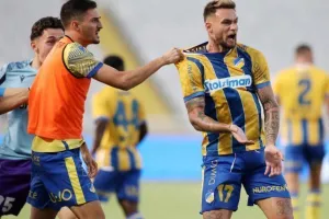 AΠΟΕΛ - Djurgårdens: Πήγε για ΘΡΥΛΙΚΗ ανατροπή, έμεινε... στα μισά (φώτος)