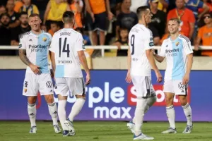 AΠΟΕΛ - Djurgårdens: Πήγε για ΘΡΥΛΙΚΗ ανατροπή, έμεινε... στα μισά (φώτος)
