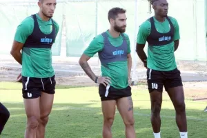 Πανέτοιμη η ΑΕΚ, ολοκλήρωσε για Ντνίπρο (βίντεο/φώτος)