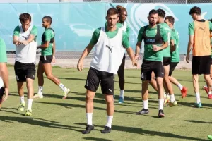Πανέτοιμη η ΑΕΚ, ολοκλήρωσε για Ντνίπρο (βίντεο/φώτος)