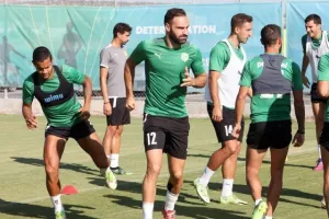 Πανέτοιμη η ΑΕΚ, ολοκλήρωσε για Ντνίπρο (βίντεο/φώτος)