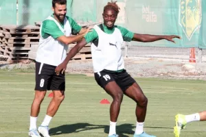 Πανέτοιμη η ΑΕΚ, ολοκλήρωσε για Ντνίπρο (βίντεο/φώτος)
