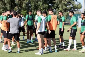 Πανέτοιμη η ΑΕΚ, ολοκλήρωσε για Ντνίπρο (βίντεο/φώτος)