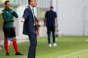 ΑΕK - Ντνίπρο: ΑΕΚΑΡΑ... στους ομίλους του Γιουρόπα με τριάρα! (Φώτος)
