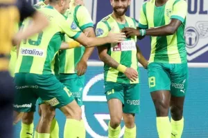 ΑΕK - Ντνίπρο: ΑΕΚΑΡΑ... στους ομίλους του Γιουρόπα με τριάρα! (Φώτος)