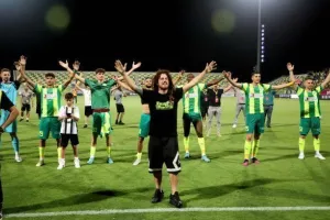 ΕΤΣΙ πανηγυρίστηκε η σπουδαία πρόκριση! (Φώτος/Βίντεο)