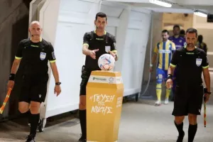 ΑΠΟΕΛ - Πάφος: Έβαλαν από ένα γκολ, ξεκίνησαν με "Χ" (φώτος)
