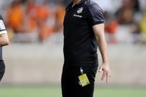 ΑΠΟΕΛ - Πάφος: Έβαλαν από ένα γκολ, ξεκίνησαν με "Χ" (φώτος)