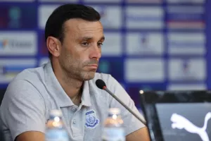 Καταλά: "Θέλουμε να πάμε Ελλάδα με καλό αποτέλεσμα" - Πίττας: "Πιστεύω στην ομάδα"