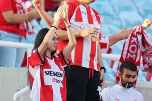 ΦΩΤΟΣ/Στα... κόκκινα η Βόρεια