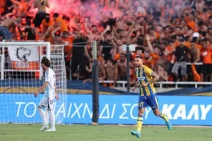 AΠΟΕΛ - Djurgårdens: Πήγε για ΘΡΥΛΙΚΗ ανατροπή, έμεινε... στα μισά (φώτος)