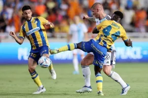 AΠΟΕΛ - Djurgårdens: Πήγε για ΘΡΥΛΙΚΗ ανατροπή, έμεινε... στα μισά (φώτος)