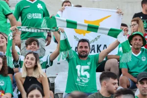 (Φωτορεπορτάζ) Ο κόσμος στο... καταπράσινο ΓΣΠ!