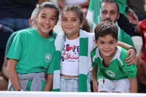 (Φωτορεπορτάζ) Ο κόσμος στο... καταπράσινο ΓΣΠ!