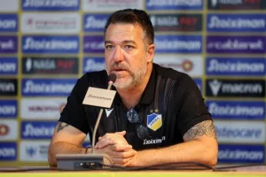 Σωφρόνης/ "Να είμαστε συγκεντρωμένοι και να θέσουμε τις βάσεις"