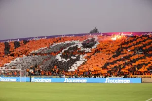 BINTEO/Φώτος: Coreo και... Pyro show από τους Πορτοκαλί!
