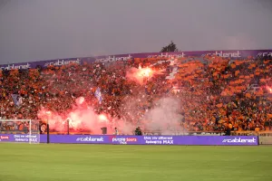 BINTEO/Φώτος: Coreo και... Pyro show από τους Πορτοκαλί!