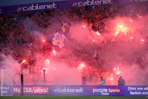 BINTEO/Φώτος: Coreo και... Pyro show από τους Πορτοκαλί!