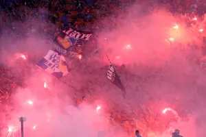 BINTEO/Φώτος: Coreo και... Pyro show από τους Πορτοκαλί!