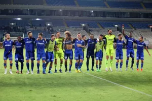 (ΒΙΝΤΕΟ Kerkida) "Σείστηκε" η ανατολική - Έστησαν πάρτι οι ΜΑΧΗΤΕΣ