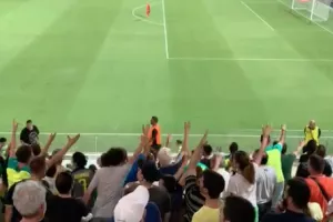 ΒΙΝΤΕΟ/Ανατροπή με “Μίλι”- Τρελάθηκαν οι ΑΕΚτζήδες