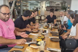 Απόλλων/Γεύμα στους δημοσιογράφους (Φώτος)