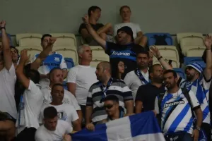 Ανάρτηση Απόλλων: "Υπόκλιση στους ΜΑΓΚΕΣ οπαδούς μας"! (Φώτος)