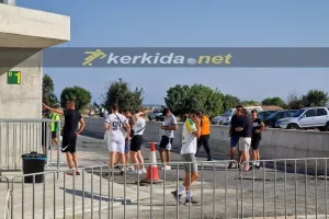 Στο γήπεδο... από (πολύ) νωρίς!