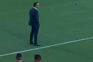 Όλτρα/ Στο κέντρο και... μία δεξιά - μία αριστερά! (Φώτος)