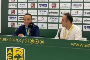 "Δεν ήμασταν τόσο καλοί/Με εξέπληξαν οι οπαδοί"