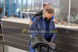 Στο αεροδρόμιο η αποστολή του ΑΠΟΕΛ (Φώτος/Βίντεο)