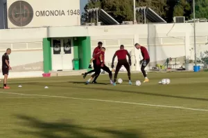 ΝΕΟΤΕΡΟ με Φαμπιάνο (Φώτος/Βίντεο)