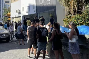 ΑΕΛ/ Πρώτα λεπτά και... έφυγαν 500 εισιτήρια! (Φώτος)